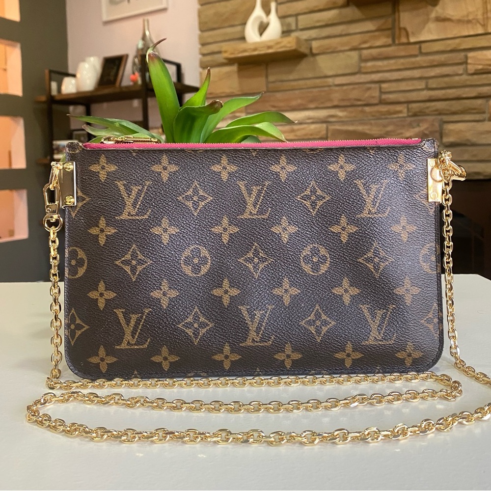 ❤️authentic pouch - Picture 4 of 16